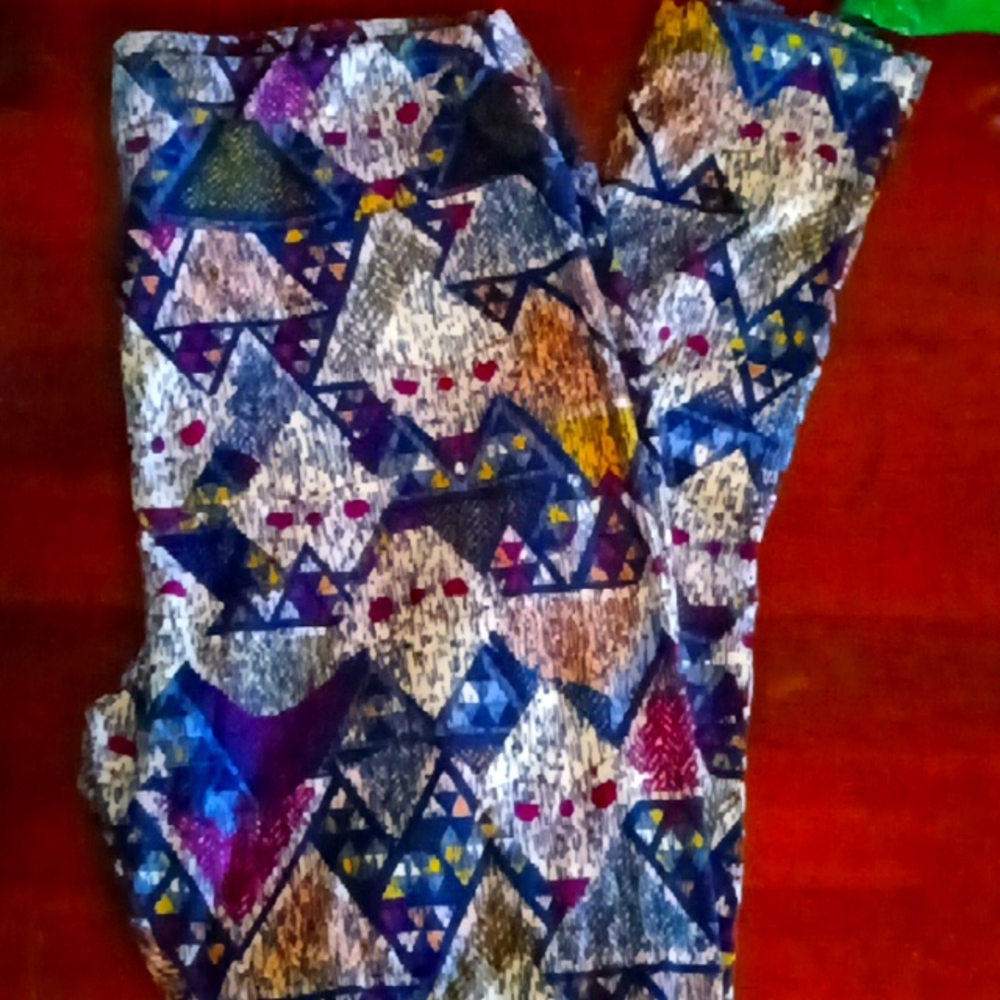 LuLaRoe Santa leggings TC